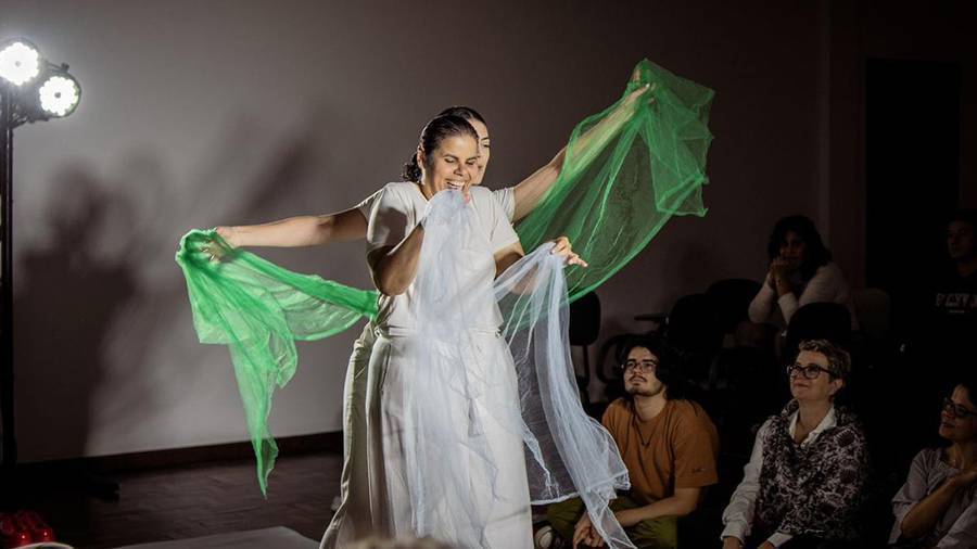 Imagem do evento VENTO DE CHUVA com CAROLINE CARVALHO e THAÍS WEINGARTNER